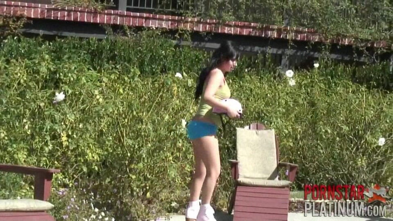 Pornstar Platinum: Roller Girl Rosalie Ruiz!