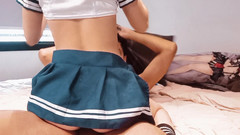 QroZne Studios: Sexy zrzka potřebuje zlepšit známku polykáním spermatu