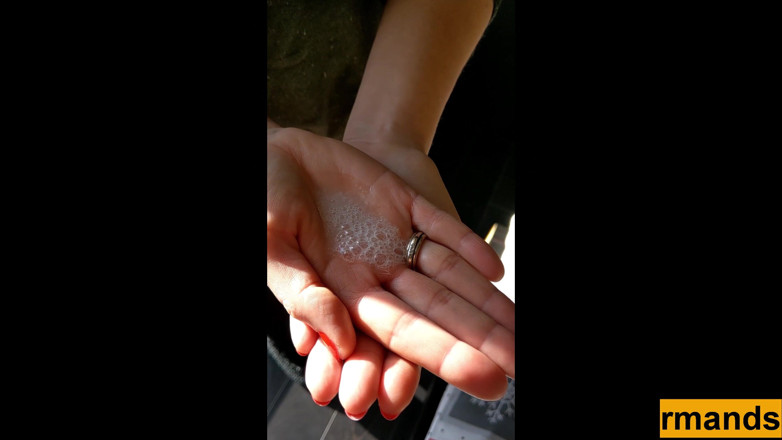 Les Gourmands: Orta yaşlı seksi kadın büyük yarağı emiyor ve hepsini yutuyor,...
