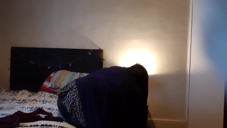 SSBBWLadyBrads: Une BBW SSBBW s'habille en nudité frontale