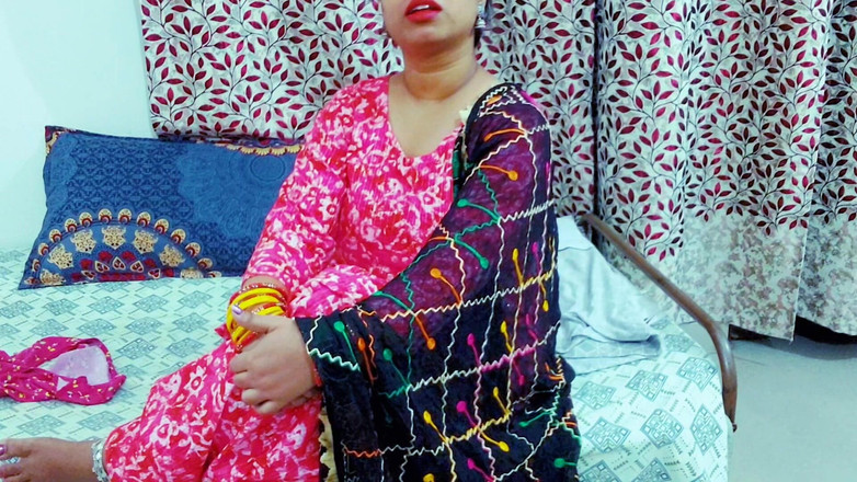 Desi Pari Bhabhi: Mẹ kế xxx nóng bỏng đụ mạnh cho đến khi đạt cực khoái...