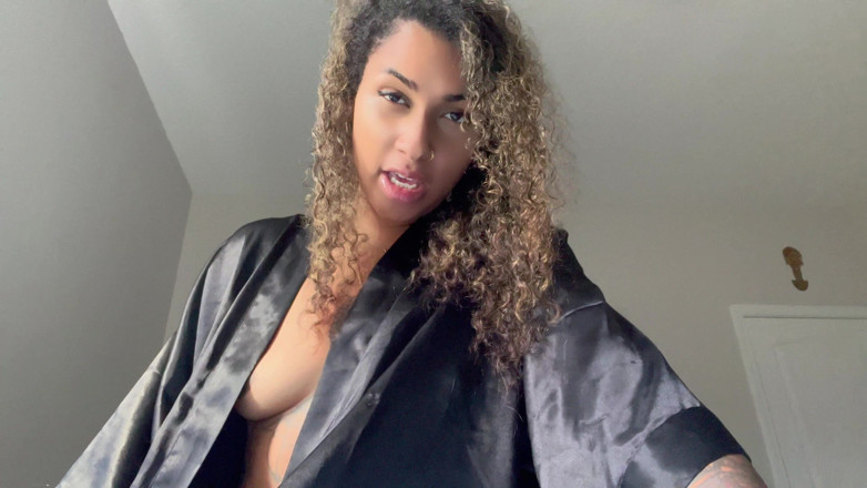 Mya Mula Goddess: ดูดเหมือนแม่เลี้ยง