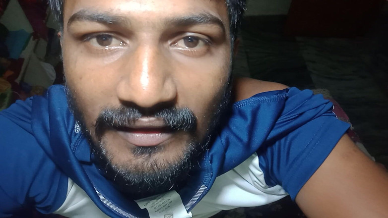 KUMBHA MANOJ KUMAR: Buổi biểu diễn đêm candle job