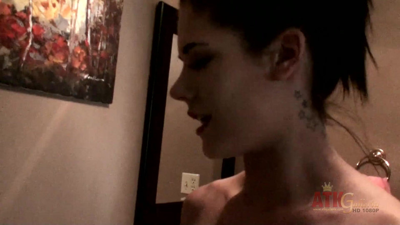 ATKIngdom: V zákulisí