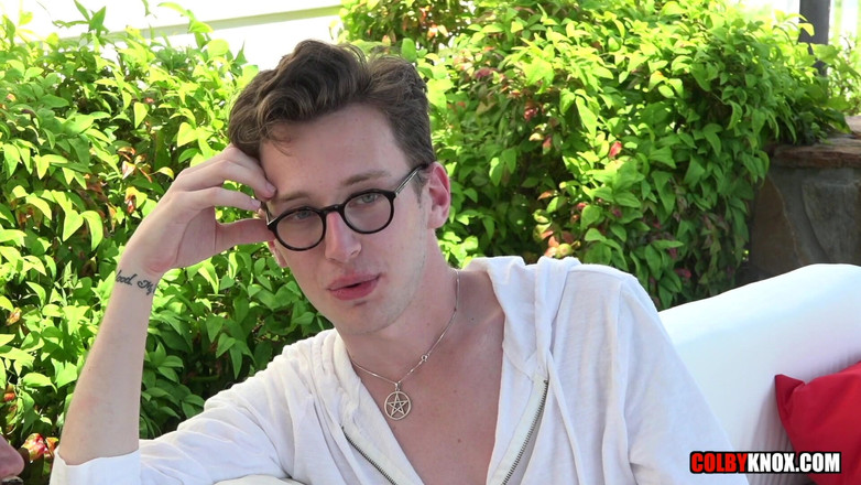 Colby Knox: A lição sueca