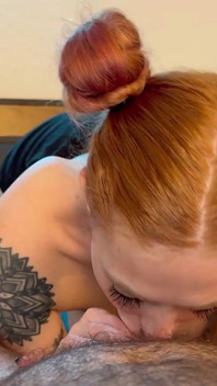 Rothaarige buns &schlampige blowjobs von chill cherry