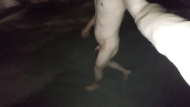 Dan Eagle: Nackt im freien gehen