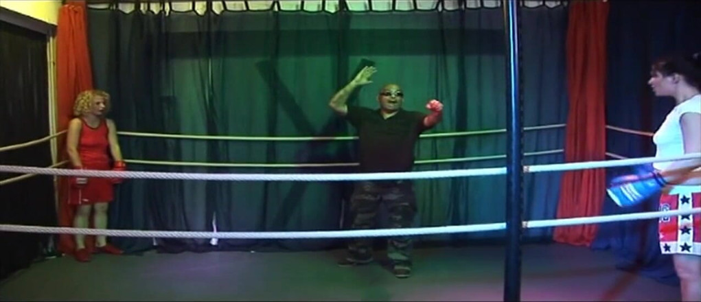 Night wank: Blonde Mature Babe's Dripping Rosebud Gangbang in Wrestling Ring
