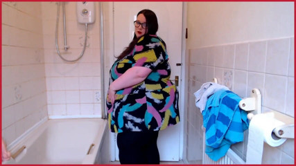 SSBBWLadyBrads: SSBBW Lady Brads gets ready for the shower