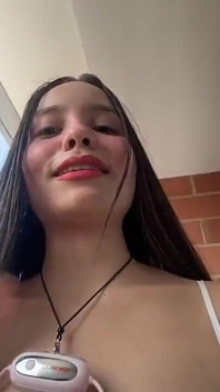 Latina Sex Body Perfect Masturbation in the Streep
