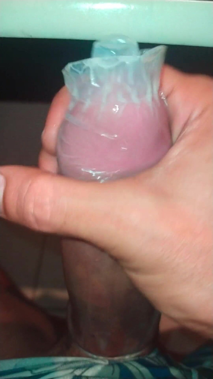 Naughty Cock: Thủ dâm mà không có mớ hỗn độn, mọi thứ được giữ...