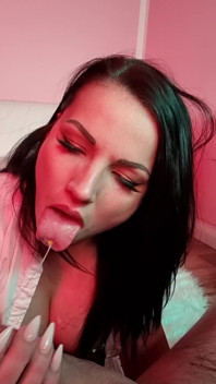 Dreepthroat, Stříkání na velká prsa