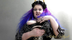 Mxtress Valleycat: Soffocato dalle mie tette demone