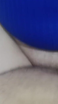 Děvka manželka polyká sperma jako dobrá děvka