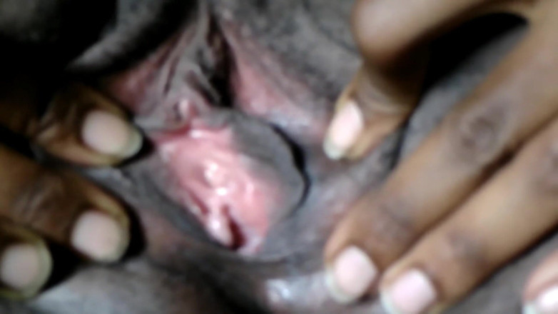 DaevaReed: Amature close up