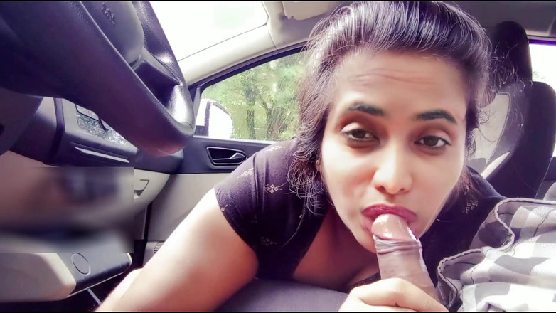 Your Arya: Krásná přítelkyně byla navržena jejím přítelem tím, že jí daroval zlatý...