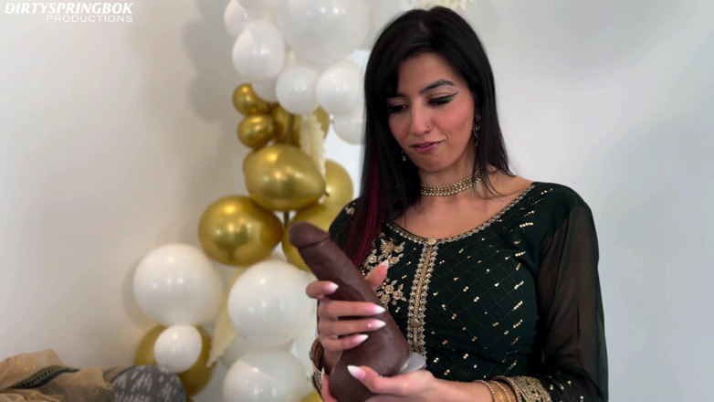 Aaliyah Yasin: Aaliyah Yasin najde robertek po eid párty