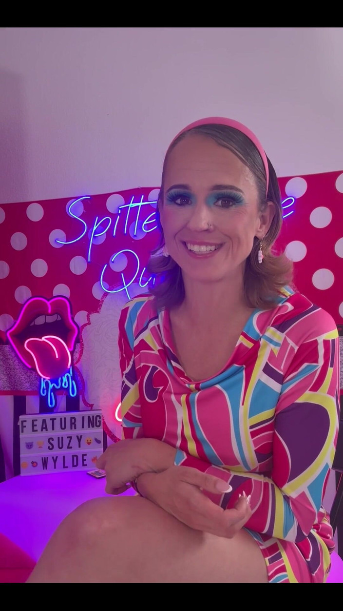 Suzy Wylde: Dafür gibt es einen knick