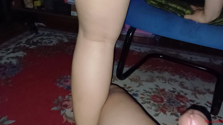 BisayaCouple29: मेरी पड़ोसी अकेली मम्मी को चोदना