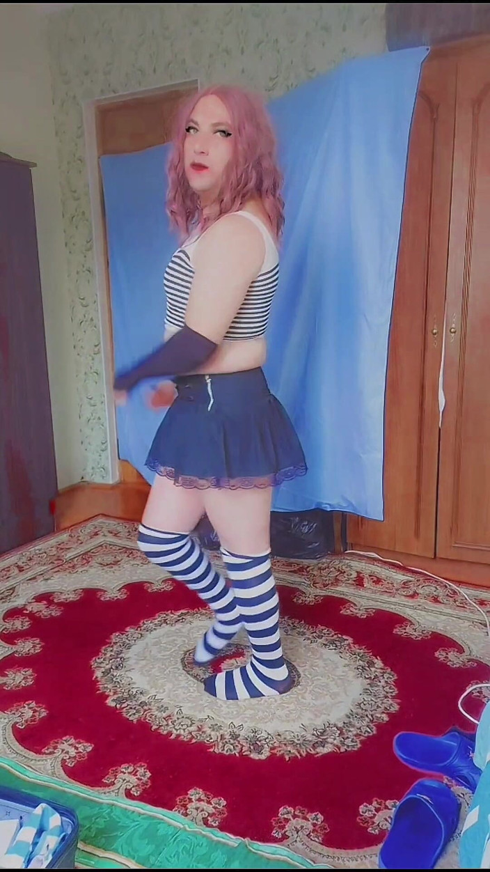 Kitty_Cross: Sensation sensueuse : plongée dans la compilation de shorts époustouflants du travesti...