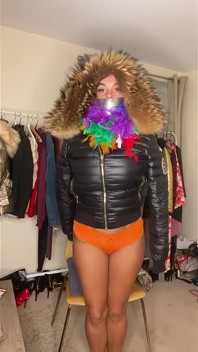 Latina in pelliccia e parkas (parte 2)