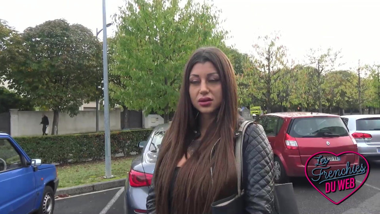 The Frenchies of the web: Amanda, libertine perverse, aime se faire baiser