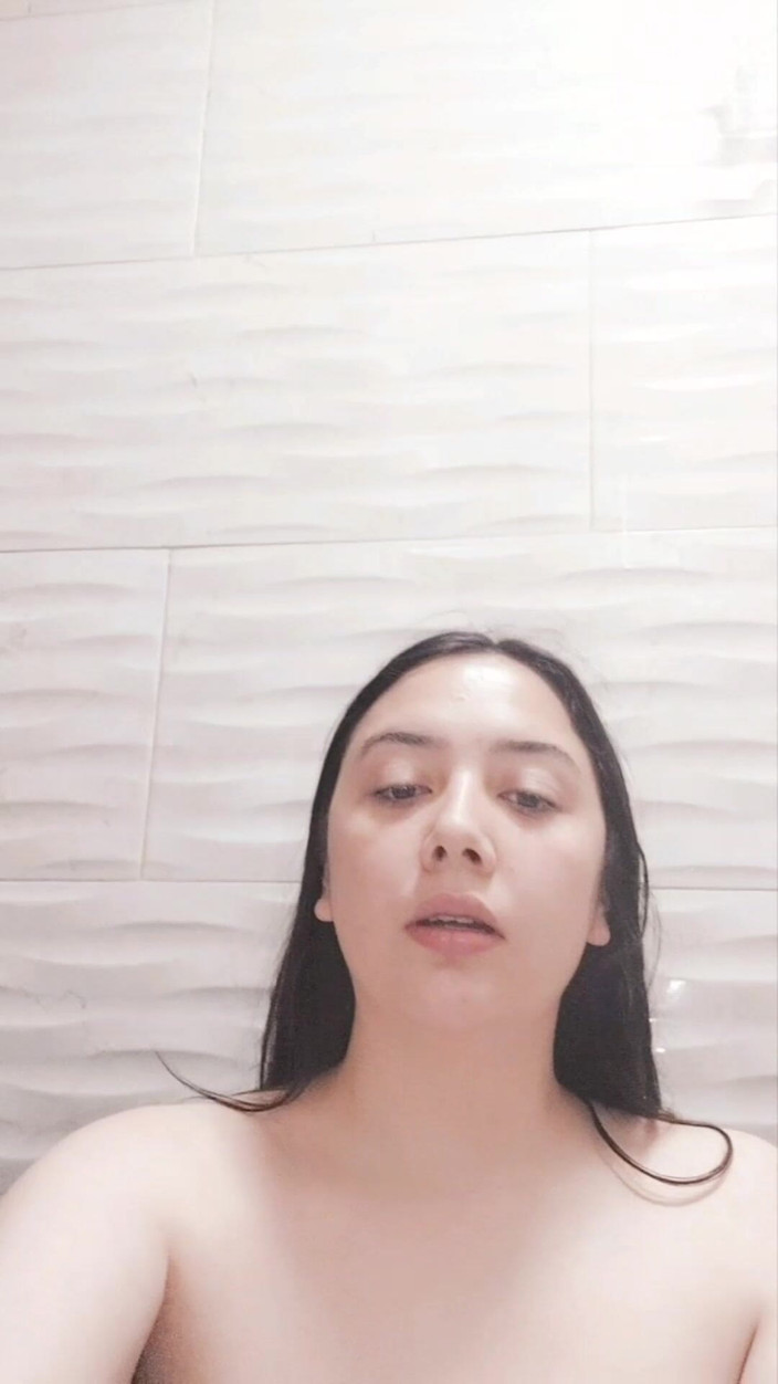 Golden domme: 在我脸上撒尿