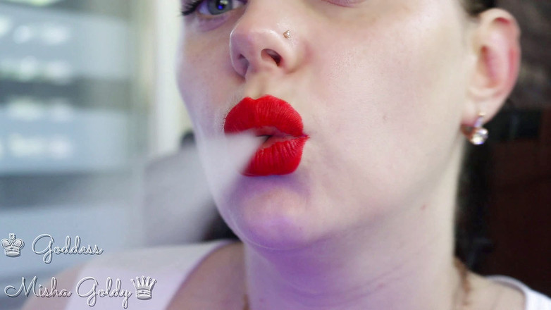 Goddess Misha Goldy: Komm zu meiner großen roten verführung und großem hookah-rauch!