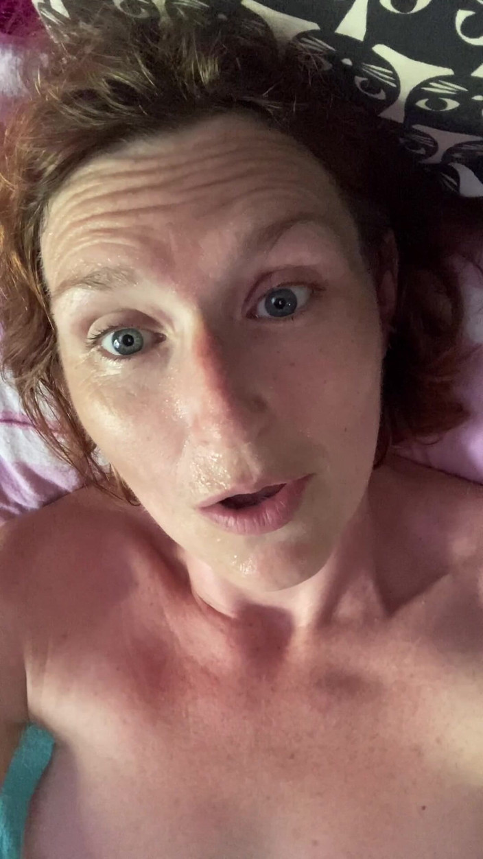 MistressWriggler: Ich wünschte, dein schwanz war in mir, als ich so...