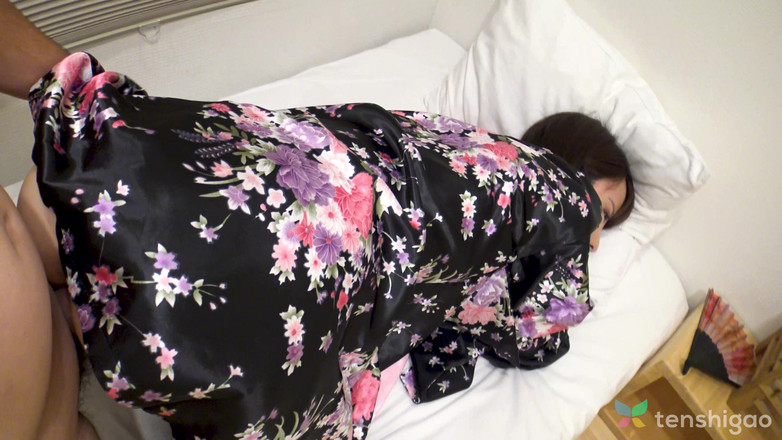 Tenshigao: Segunda parte con Aya, nuestra tímida tienda tímida amante de...