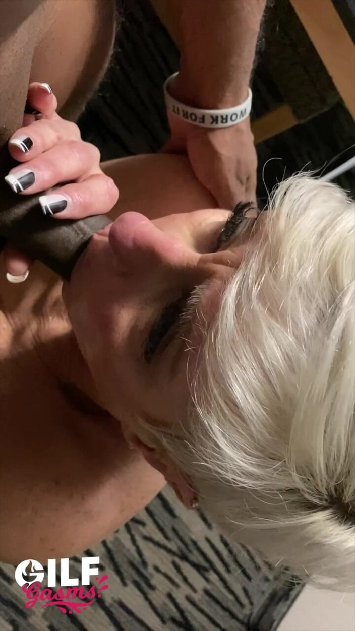 GilfGasms: Foxxxy darlin gola profonda bbc punto di vista 01