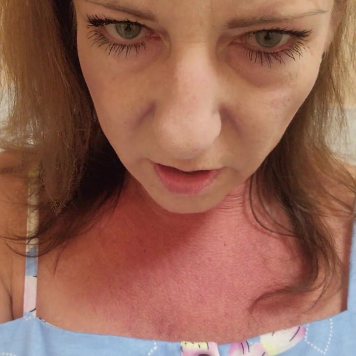 EliteLadyS: Horny American MILF Pees &amp; Kegals &amp; Masturbation at Work