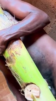 homem fodido com o tudo em vão para bunda grande que querem pau quente