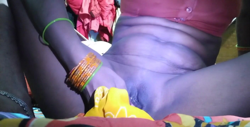 YangZi 69: यांगज़ी पोर्न स्टार सेक्स वीडियो वायरल हो गया जिसमें यांगज़ी ने अपनी चूत की चुदाई की