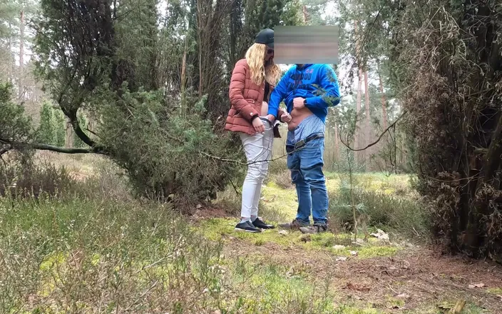 Bikergirl_97: My First Outdoor Fuck with Facial Insemination