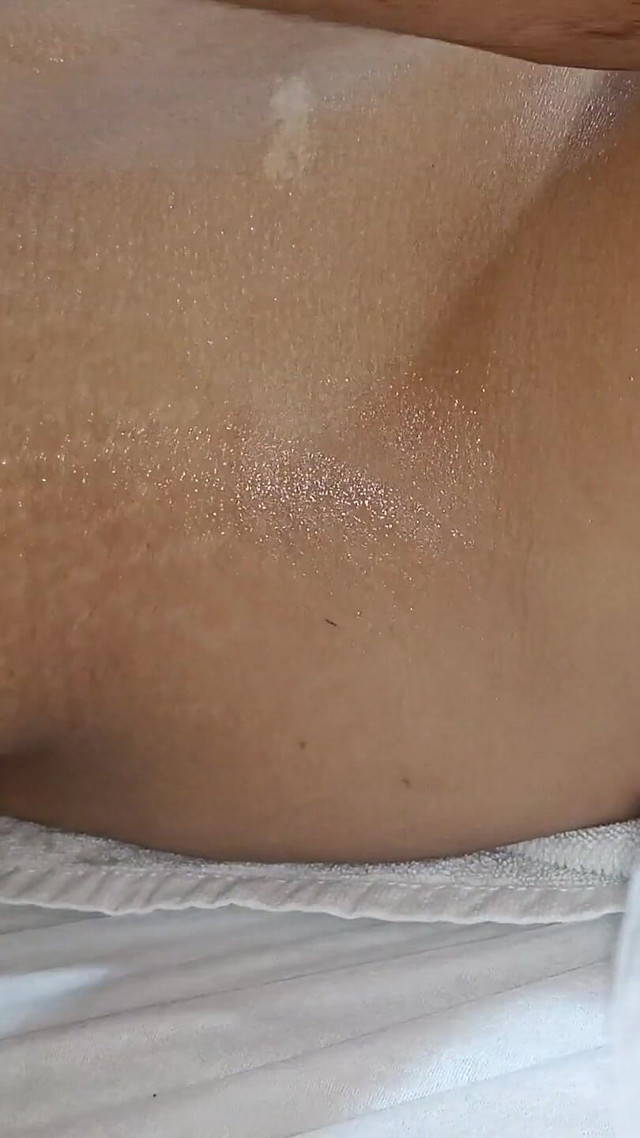Sexy Ass Massage by Hot Male (Preety lady)