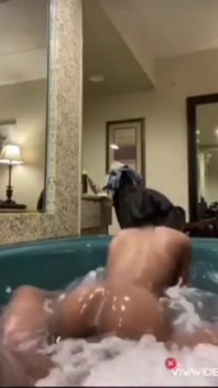 Um boquete desleixado do hottub