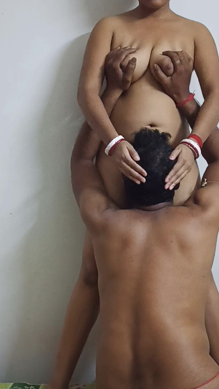 DesiDemon60: Video viral rekaman seks tante seksi india!