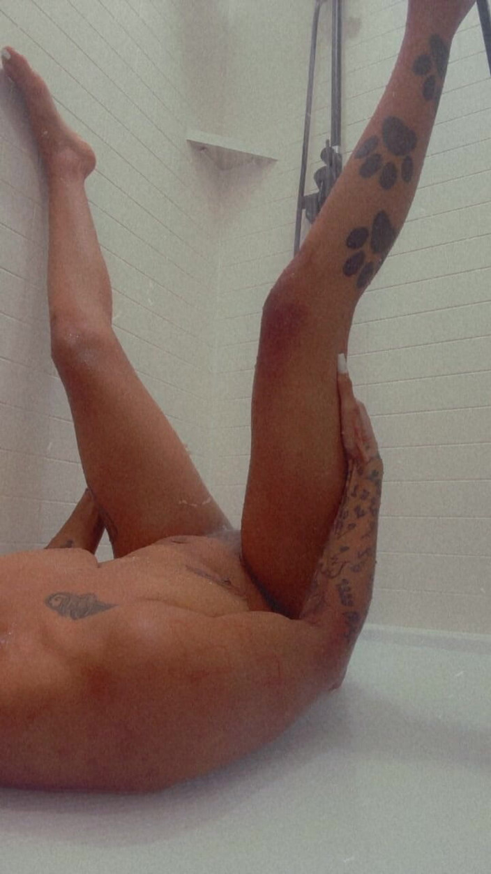 SexLoveRed: Moje kočka (b)