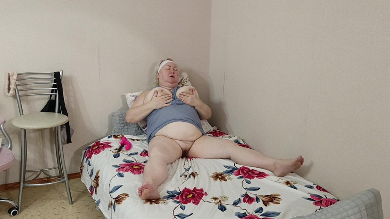 Zona901: Duża owłosiona cipka sąsiada i duże cycki