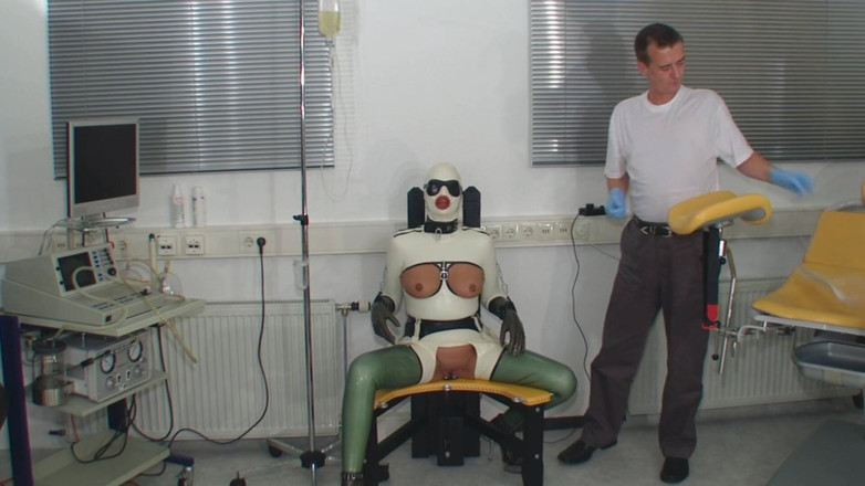 Rubber & Clinic Studio - 1ATOYS: Химерний гумовий досвід