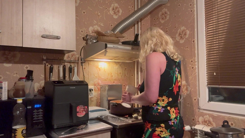 Putarankahotmilf: Memasak Selepas Berjeda Lama