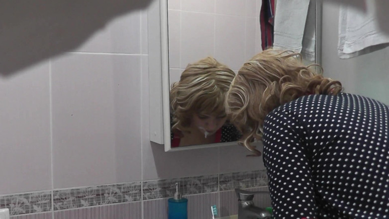 XXX-Platinum: What Does Wife When Her Husband Is Away? Neighbor Repaired...