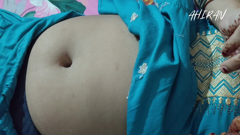 Aahan Ahiran: Huge Belly Deep Navel Forplay with Her Boyfriend and Insert...