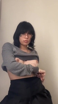 Sexy trans holka přijíždí z vysoké školy