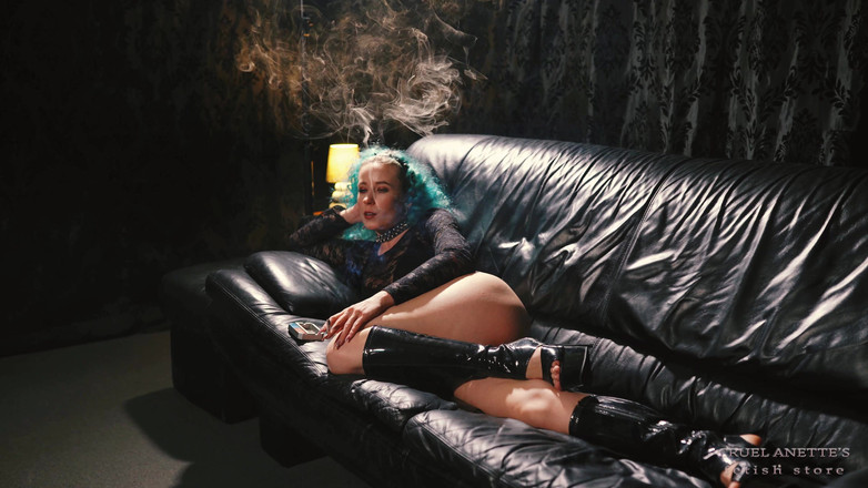 Cruel Anettes fetish world: Lazy Moments 4k