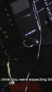 Del 1 Latex sadism: elektro och spanking för min möbel slav olydig - älskarinna Julia