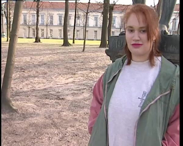 YOUR FIRST PORN: Gordinha Vicky com o Vibrador Gigante