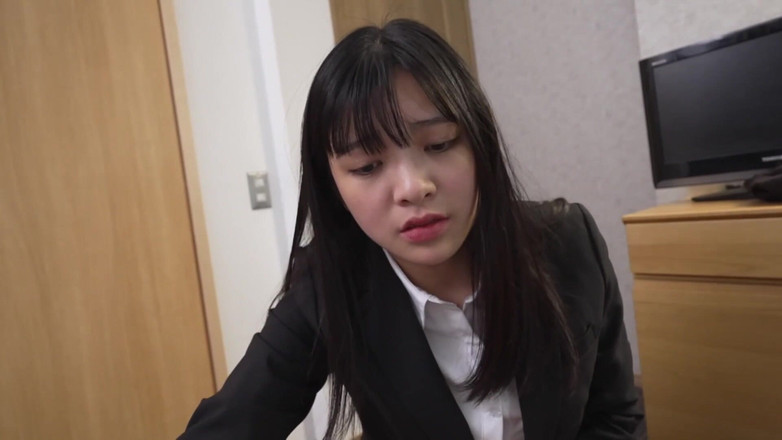 Raptor Inc: 사물의 전체 엉망에 붙잡혔다. 그녀의 사용하지 않은 신선한 후장! 딥 스로트 훈련