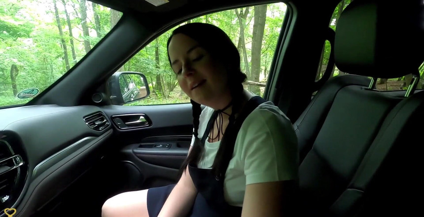 Emma Secret: 中出外国啪啪从风暴中救出并被干！